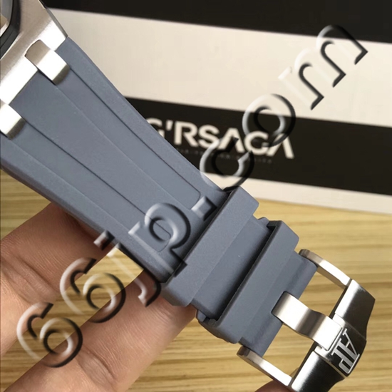 オーデマピゲ時計背面デザイン